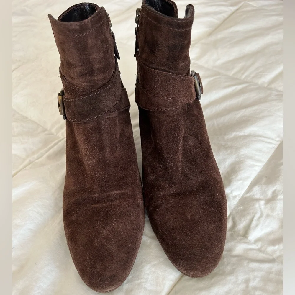 Aquatalia Brown Suede Ankle Boot Bootie Women’s Size 7 - Picture 6 of 7